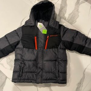 New with tags. Free Country boys jacket.